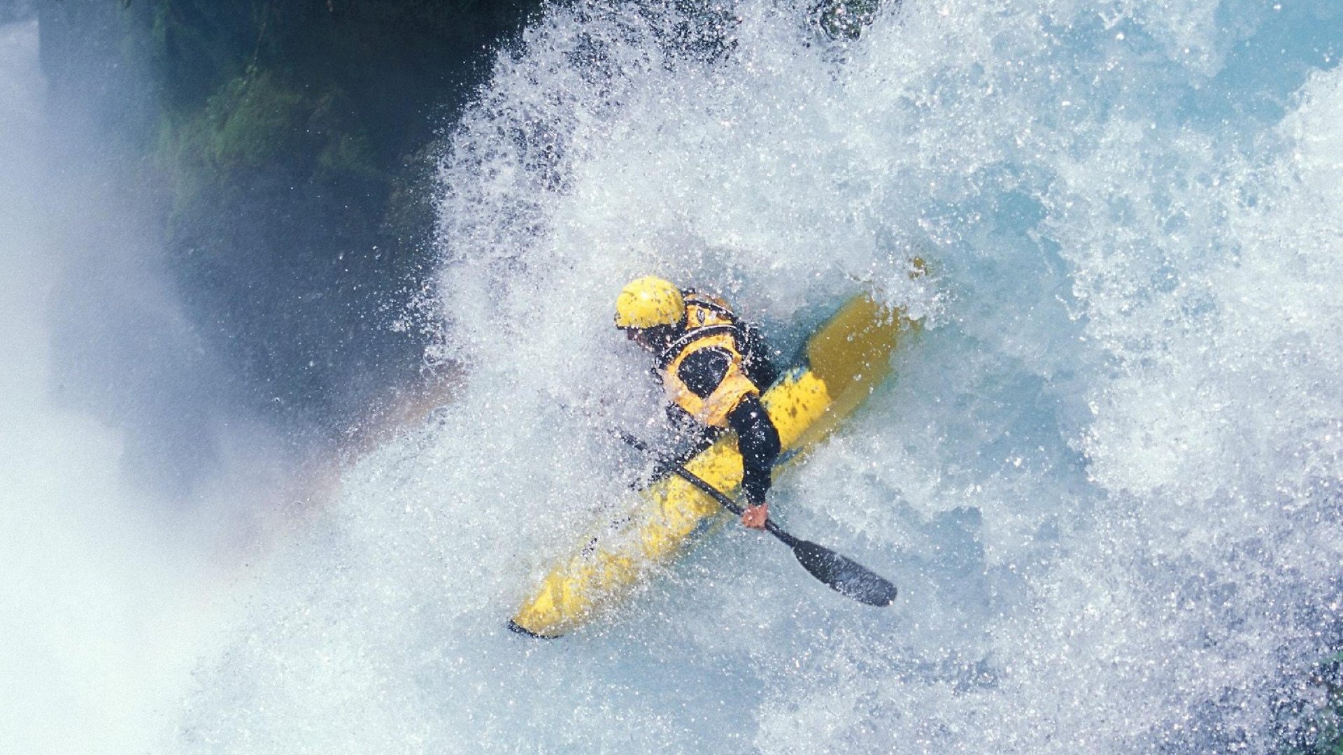 开云足球直播-冰与火的对决，从北欧足球到F1赛道的全面压制与天才接管